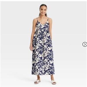 Floral Maxi Dress in Navy and White
